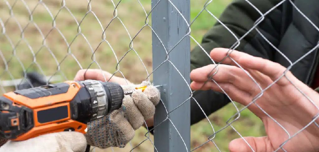 How to Repair a Chain Link Fence