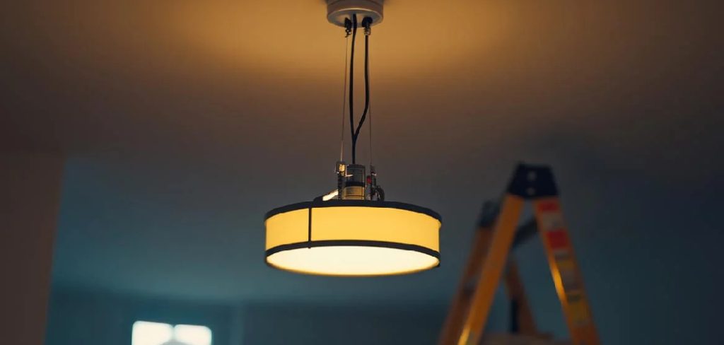 How to Repair a Lampshade
