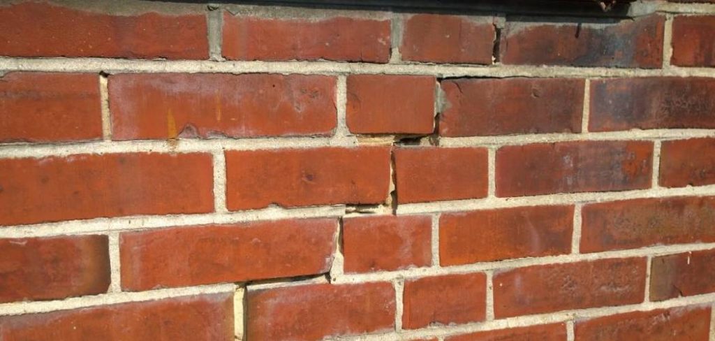 How to Repair Cracks in Brickwork