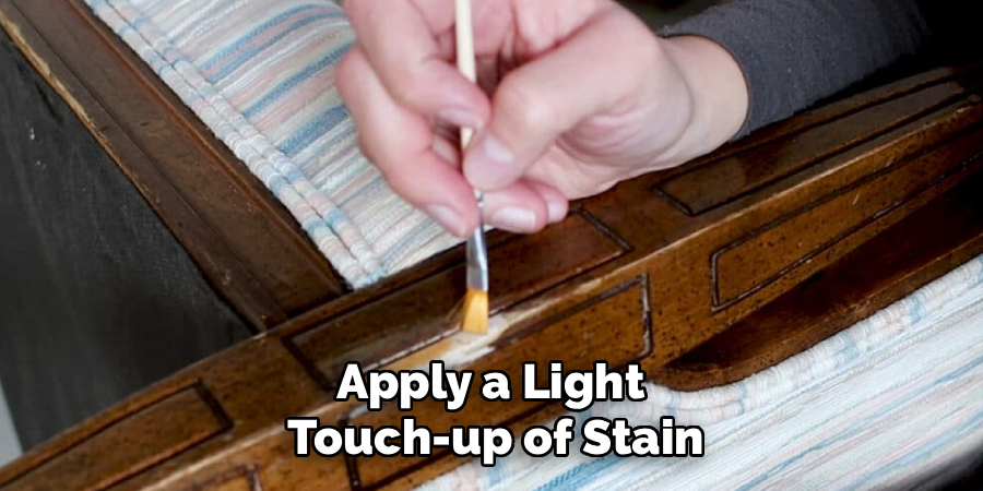 Apply a Light
Touch-up of Stain